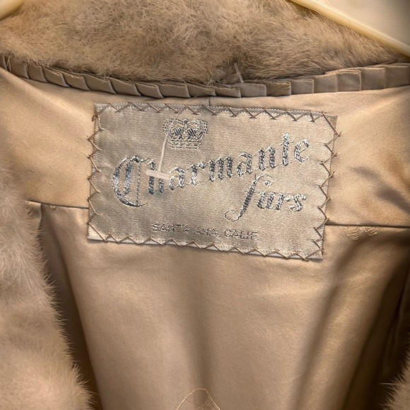 Fur coat - Picture 5 of 8